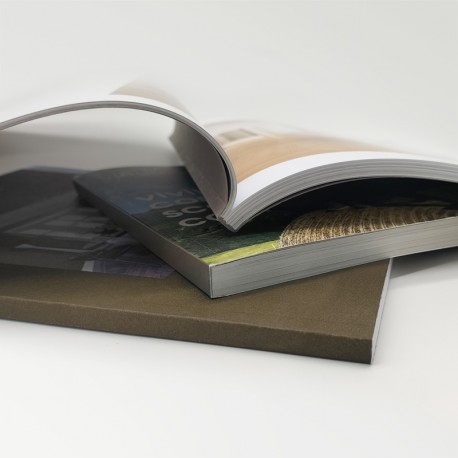 stampa-riviste-e-cataloghi-con-brossura-fresata